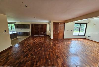 4 Bed House with En Suite in Karen - 4