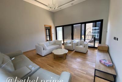 4 Bed Villa with En Suite in Lavington