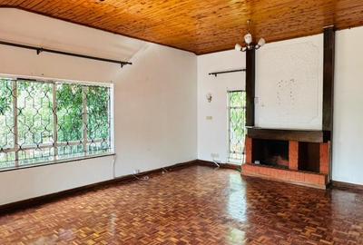 4 Bed House with En Suite in Gigiri - 4