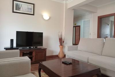 Serviced 2 Bed Apartment with En Suite in Upper Hill