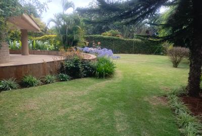 5 Bed House with En Suite in Runda - 4