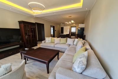 Furnished 2 Bed Apartment with En Suite at Riverside Drive
