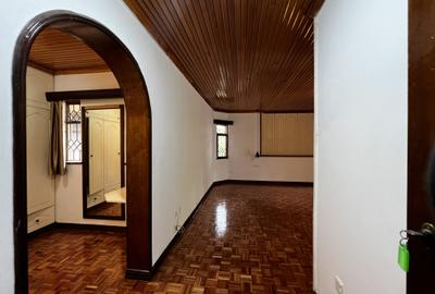 5 Bed Villa with En Suite at Runda Grove - 2