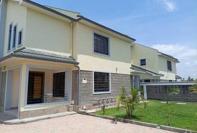 4 Bed Townhouse with En Suite at Kitengela