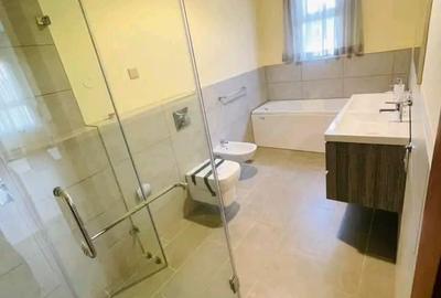 4 Bed Townhouse with En Suite in Kiambu Road - 4