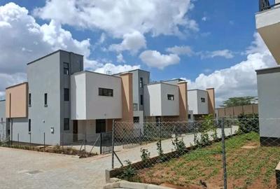 4 Bed House with En Suite in Syokimau