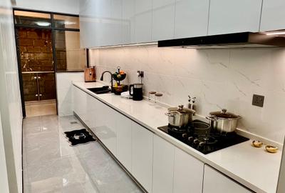 3 Bed Apartment with En Suite at Mugotio Rd