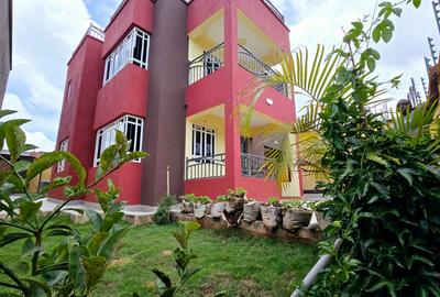 3 Bed House with Staff Quarters in Ruaka