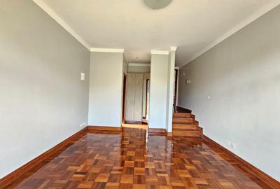 5 Bed House with En Suite in Karen