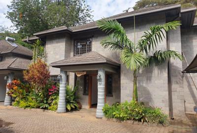 4 Bed Villa with En Suite at Peponi Rd