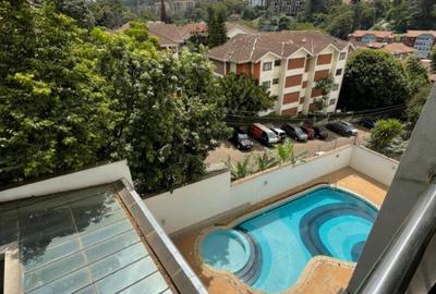 3 Bed Apartment with En Suite at Riverside Drive