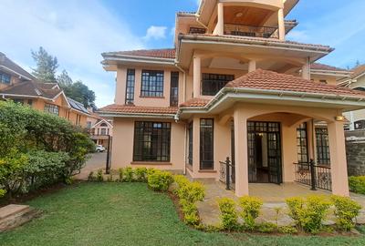 5 Bed Townhouse with En Suite at Chalbi Drive