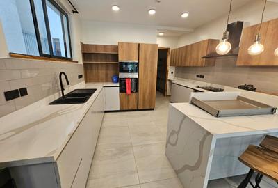 4 Bed Apartment with En Suite at Peponi Road - 3