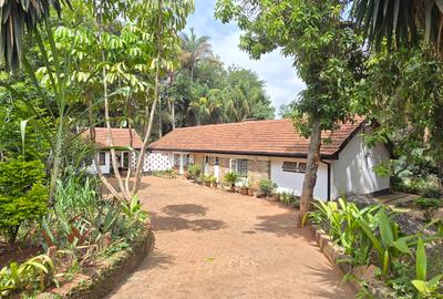 4 Bed House with En Suite in Kyuna - 2