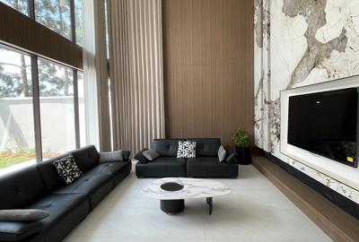 5 Bed Villa with En Suite in Lavington - 4