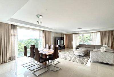 Furnished 3 Bed Apartment with En Suite in Riverside - 2