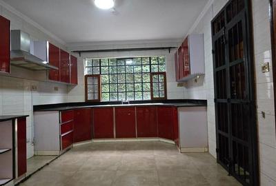 4 Bed Townhouse with En Suite in Kiambu Road