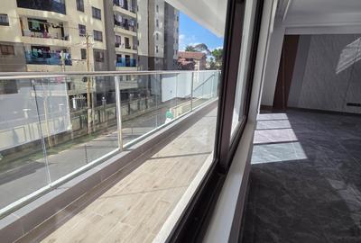 4 Bed Apartment with En Suite in Kileleshwa - 4