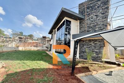 4 Bed Townhouse with En Suite in Loresho