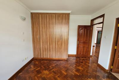 4 Bed Villa with En Suite in Kitisuru - 4