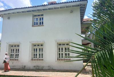 3 Bed Townhouse with En Suite at Gardens Road - 3