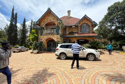 5 Bed Townhouse with En Suite in Karen - 2