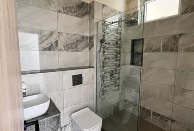 3 Bed Apartment with En Suite in Parklands - 3