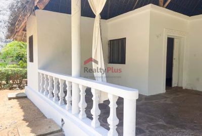 2 Bed Villa with En Suite in Malindi