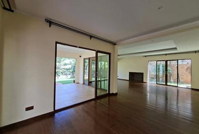 5 Bed Townhouse with En Suite at Lavington Green - 4