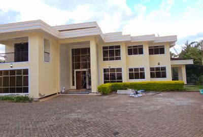6 Bed House with En Suite at Kitisuru Road