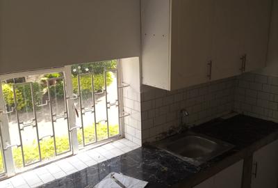 1 Bed House in Lavington - 3