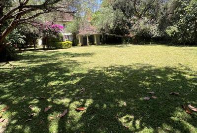 5 Bed House with Garden in Spring Valley - 3