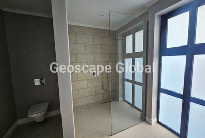 3 Bed Apartment with En Suite in Westlands Area - 4