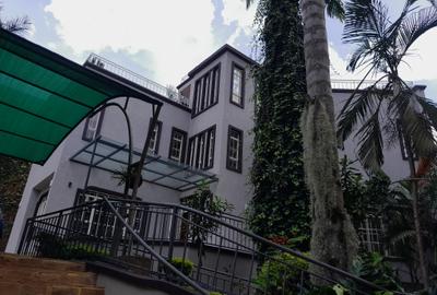 4 Bed Townhouse with En Suite at Spring Valley