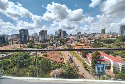 2 Bed Apartment with En Suite in Riverside - 4