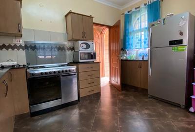 4 Bed House with En Suite in Kiambu Road