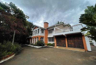 5 Bed House with En Suite in Gigiri