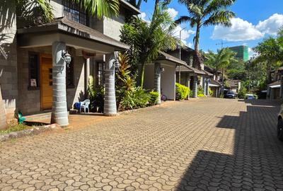 4 Bed Townhouse with En Suite at Peponi Road.