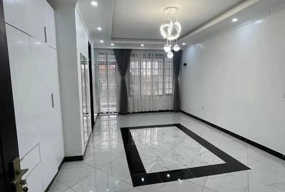 7 Bed House with En Suite in Karen