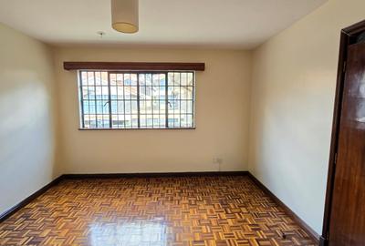 5 Bed House with En Suite in Spring Valley
