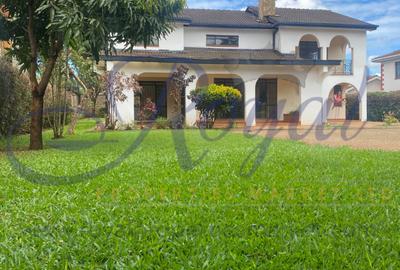 4 Bed Townhouse with En Suite in Mountain View