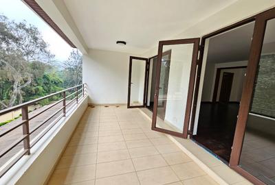 5 Bed House with En Suite in Lavington