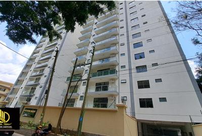 2 Bed Apartment with En Suite at Riverside Dr