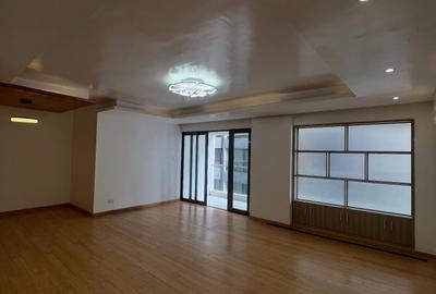 3 Bed Apartment with En Suite in Kileleshwa - 4