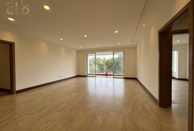 3 Bed Apartment with En Suite in Parklands