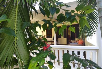 Serviced 2 Bed Apartment with En Suite at Diani Beach Road - 3