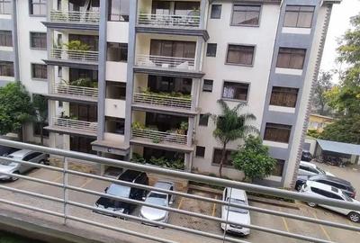 3 Bed Apartment with En Suite at Vanga Road