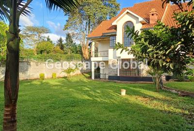 5 Bed House with En Suite in Runda - 2