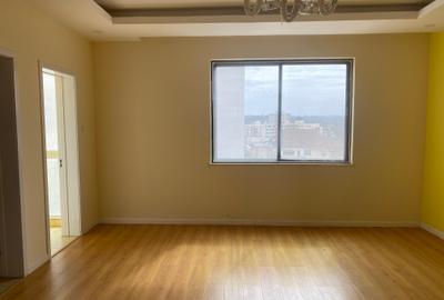 3 Bed Apartment with En Suite in Brookside - 2