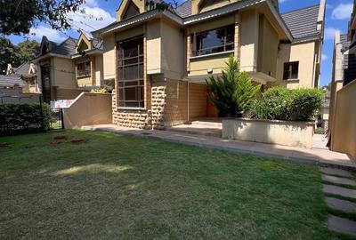 5 Bed Townhouse with En Suite at Lavington Green - 2